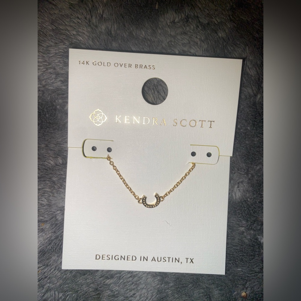 BNWT Kendra Scott x Target Gold Initial 'C’ Necklace $40 DOES NOT COME W DUSTBAG